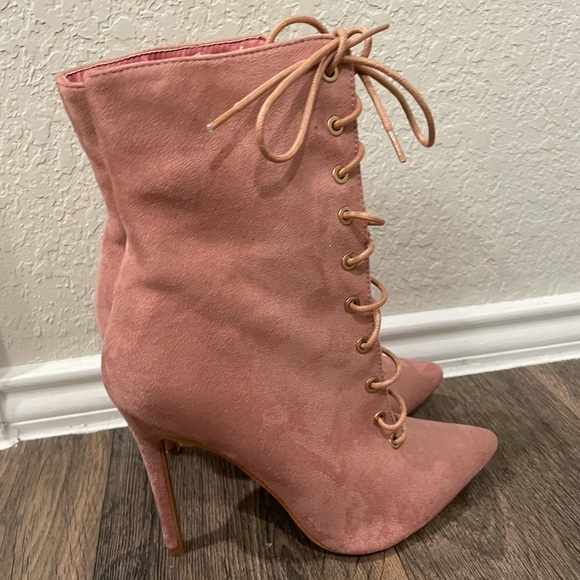 Mauve ankle boot - Picture 2 of 4